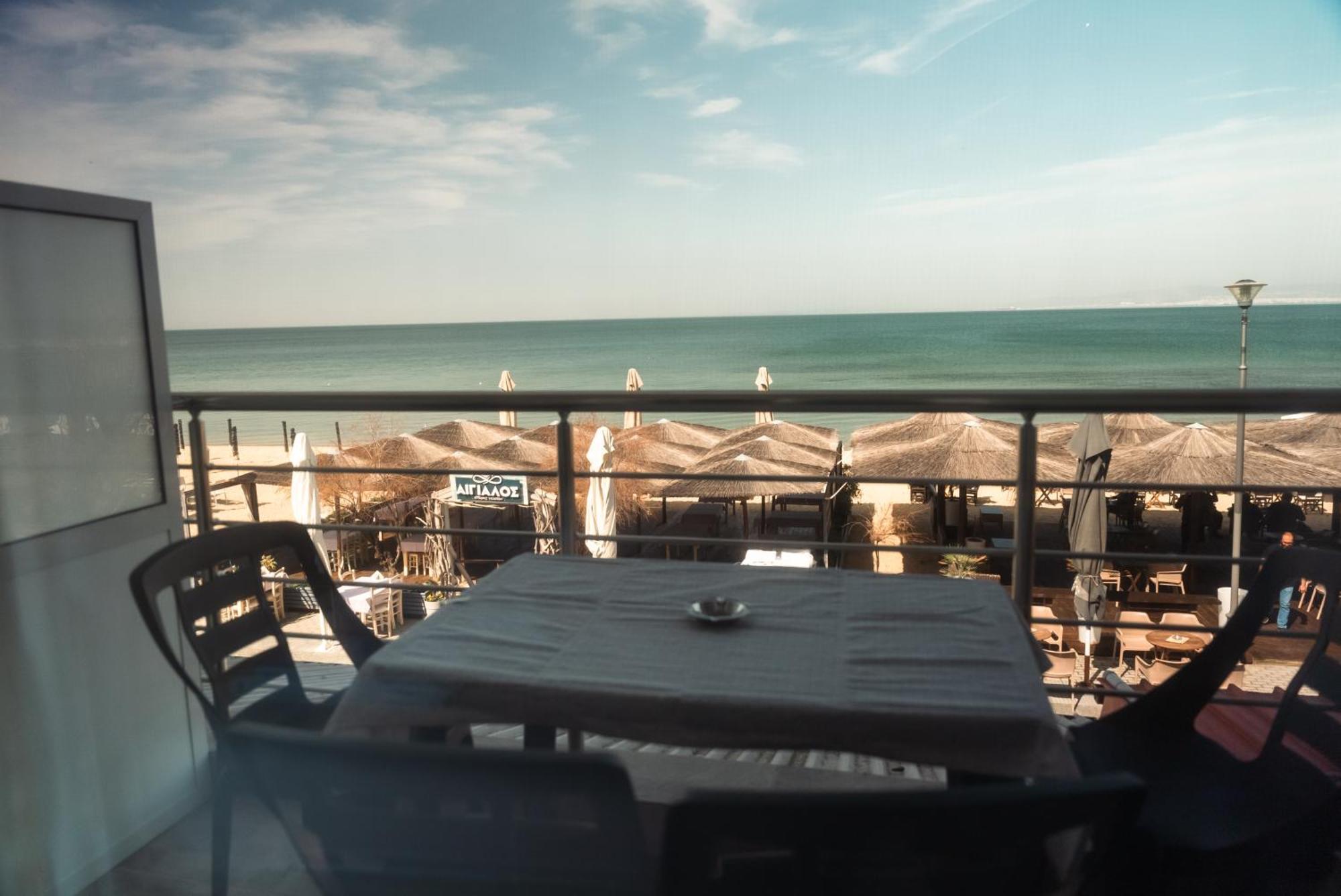 Aktis Sea View Studios Peraía Exteriör bild