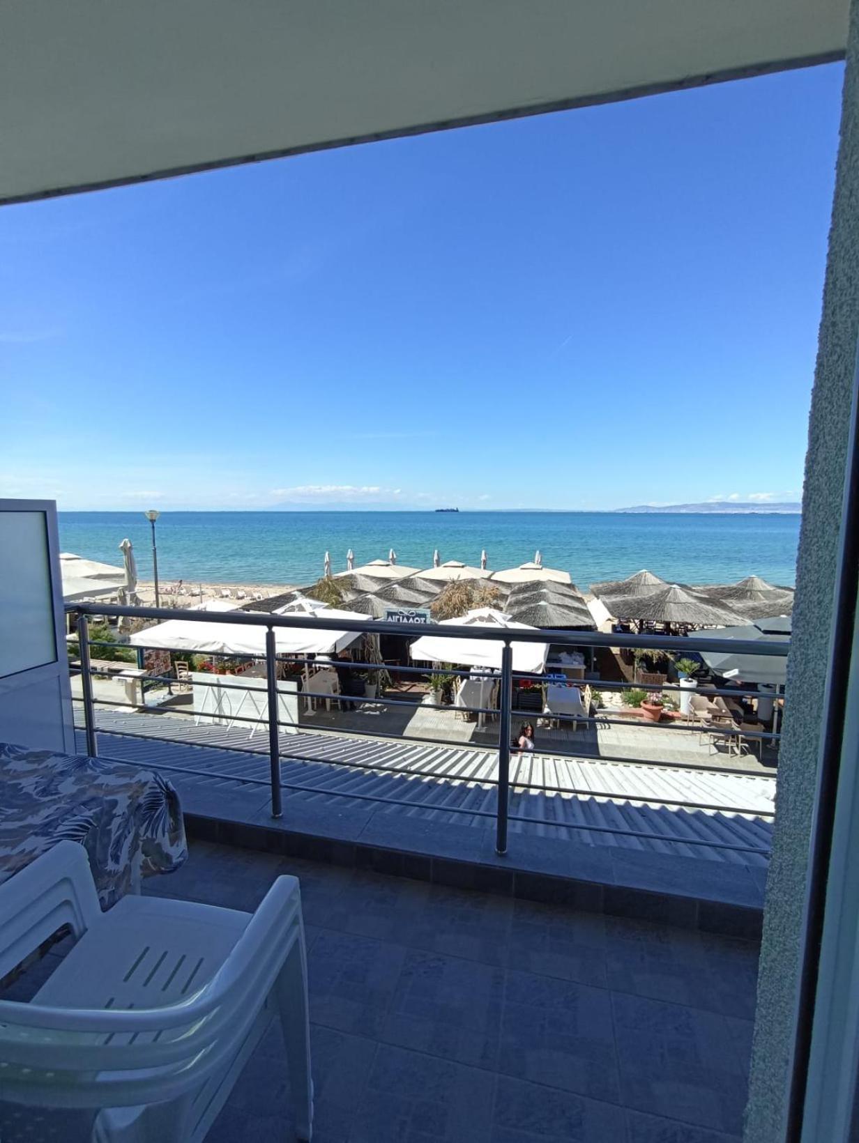 Aktis Sea View Studios Peraía Exteriör bild
